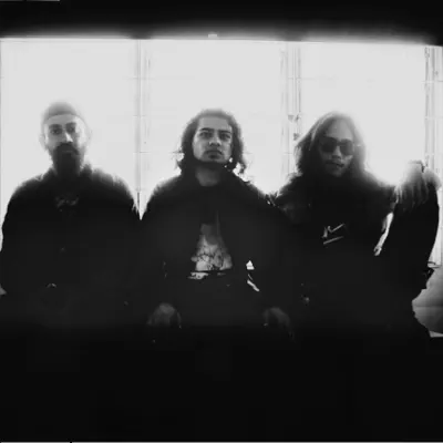 Listen to Berdosa, watch music videos, read bio, see tour dates & more!