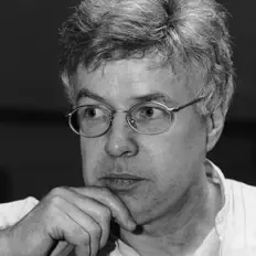 Ascolta Michael Rische, guarda video musicali, leggi la biografia, vedi le date del tour & altro!