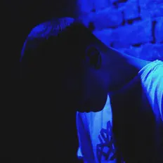 Escucha a KE1DZH, mira videos musicales, lee su biografía, consulta las fechas de las gira y más.