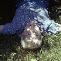 Ascolta undefined, guarda video musicali, leggi la biografia, vedi le date del tour & altro!