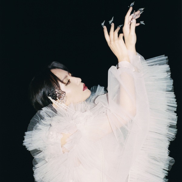 Bibi Zhou's avatar