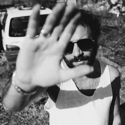 Listen to El Canijo de Jerez, watch music videos, read bio, see tour dates & more!