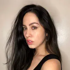收听 Lisa Scinta、观看音乐视频、阅读小传、查看巡演日期等 ！