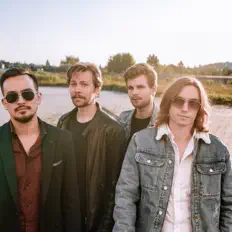 Escucha a Red Colt, mira videos musicales, lee su biografía, consulta las fechas de las gira y más.