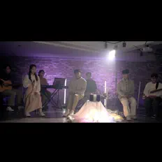 GIVENUS सुनें, म्यूज़िक वीडियो देखें, बायो पढ़ें, दौरे की तारीखें और बहुत कुछ देखें!