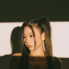 收听 Hannah Jang、观看音乐视频、阅读小传、查看巡演日期等 ！