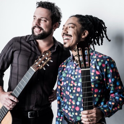 Luister naar Brasil Guitar Duo, bekijk muziekvideo's, lees de bio, bekijk de tourdata, en meer!