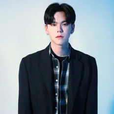 misonyeonを聴いたり、ミュージックビデオを鑑賞したり、経歴やツアー日程などを確認したりしましょう！