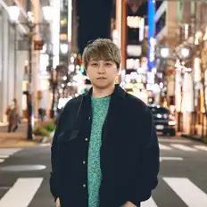 Escucha a カワイヒデヒロ, mira videos musicales, lee su biografía, consulta las fechas de las gira y más.