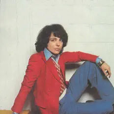 聆聽 Alain Kan、觀看音樂影片、閱讀小傳、查看巡演日期等！