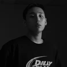 收听 Juno Oh、观看音乐视频、阅读小传、查看巡演日期等 ！