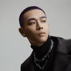 Listen to 李炎欣, watch music videos, read bio, see tour dates & more!