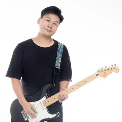 Listen to 蘇世洪, watch music videos, read bio, see tour dates & more!