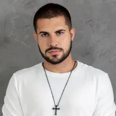 收听 Pascoal、观看音乐视频、阅读小传、查看巡演日期等 ！