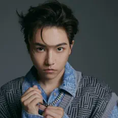 收听 周锐、观看音乐视频、阅读小传、查看巡演日期等 ！