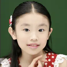 이규빈을(를) 듣고, 뮤직 비디오를 보고, 약력을 읽고, 투어 일정 등을 확인하세요!