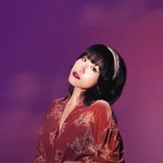 聆聽 鐘聲、觀看音樂影片、閱讀小傳、查看巡演日期等！