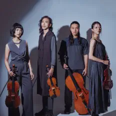 聆聽 玩弦四度、觀看音樂影片、閱讀小傳、查看巡演日期等！