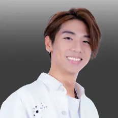 收听 Adrian T.、观看音乐视频、阅读小传、查看巡演日期等 ！