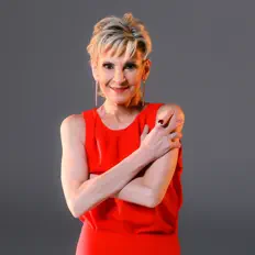 Ascolta Ludmila Ferber, guarda video musicali, leggi la biografia, vedi le date del tour & altro!