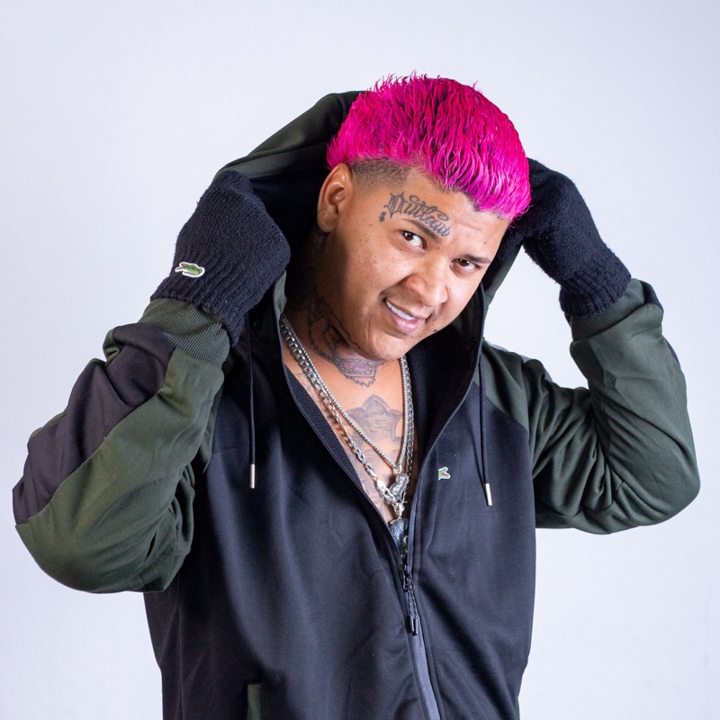 MC Danone, PL Torvic & DJ Fb de Niteroi - Subiu Aqui no Morro