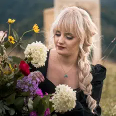 Martyna Kasprzycka을(를) 듣고, 뮤직 비디오를 보고, 약력을 읽고, 투어 일정 등을 확인하세요!