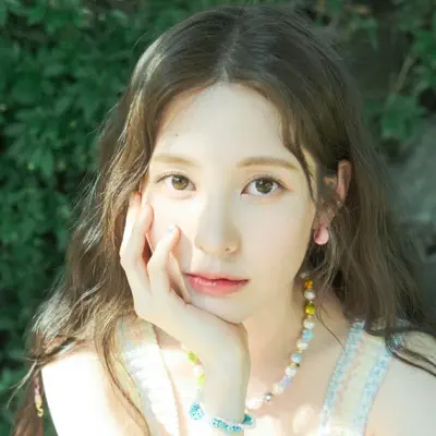 Listen to Baek Ye Bin, watch music videos, read bio, see tour dates & more!