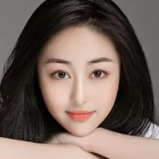 Poslechněte si interpreta Sophia Gong, sledujte hudební videa, přečtěte si životopis, podívejte se na data turné a další informace.