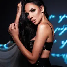 Listen to Lorena, watch music videos, read bio, see tour dates & more!