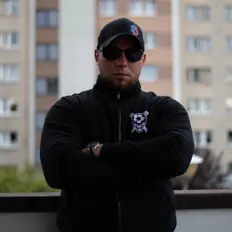 Écoutez MŁODY AZF, regardez des vidéoclips, lisez la biographie, consultez les dates de tournée et plus encore !