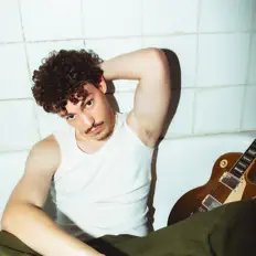 Hör dir סער הדר an, schau dir Musikvideos an, lies die Biografie, finde Tourdaten und mehr!
