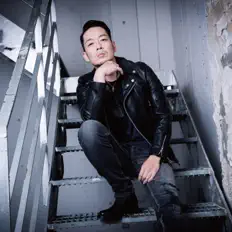 聆聽 Shunsuke Kiyokiba、觀看音樂影片、閱讀小傳、查看巡演日期等！