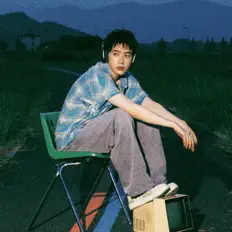 收听 费启鸣、观看音乐视频、阅读小传、查看巡演日期等 ！