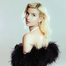 Listen to Beatrice Quinta, watch music videos, read bio, see tour dates & more!