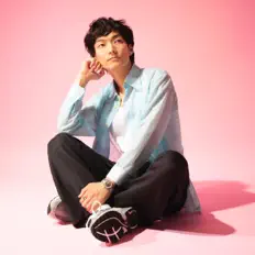 Listen to Hiira Hiraoka, watch music videos, read bio, see tour dates & more!