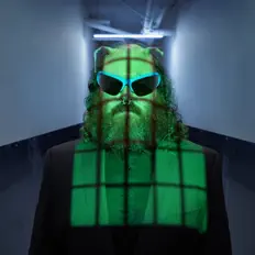 聆聽 VioleTT Pi、觀看音樂影片、閱讀小傳、查看巡演日期等！