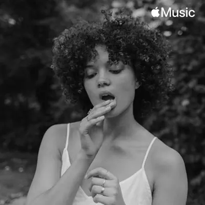 Ascolta Briana Middleton: My Sharper Playlist con Nina Simone