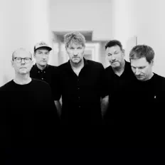 Listen to Kettcar, watch music videos, read bio, see tour dates & more!