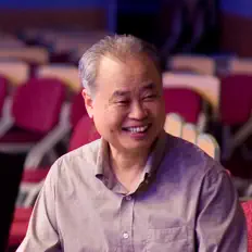 Poslechněte si interpreta 박철호, sledujte hudební videa, přečtěte si životopis, podívejte se na data turné a další informace.