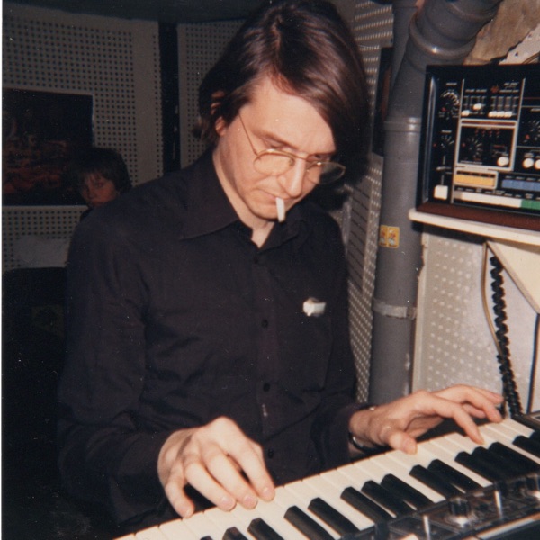 Asmus Tietchens's avatar