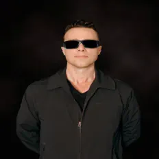 Escucha a Damon Rush, mira videos musicales, lee su biografía, consulta las fechas de las gira y más.