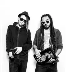 Dengarkan Chaos Controllers, tonton video musik, baca bio, lihat tanggal tur & lainnya!