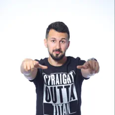 Alex Mocanuを聴いたり、ミュージックビデオを鑑賞したり、経歴やツアー日程などを確認したりしましょう！