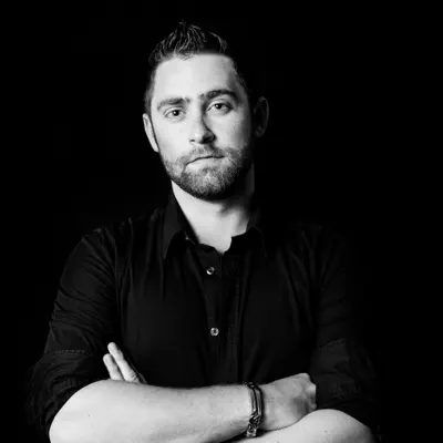 Listen to Evan Kendricks, watch music videos, read bio, see tour dates & more!