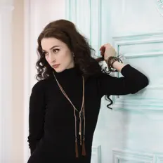 Ouve Ayna Getagazova, vê vídeos de música, lê a biografia, vê as datas da digressão e muito mais!