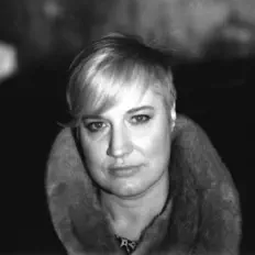 Listen to Erin Costelo, watch music videos, read bio, see tour dates & more!