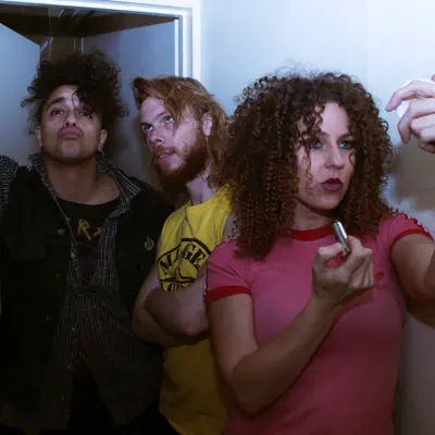 Listen to The Kenneths, watch music videos, read bio, see tour dates & more!