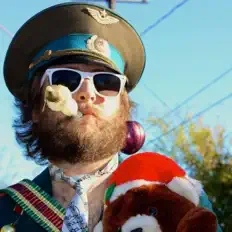 Good Ol' Boys Internationalを聴いたり、ミュージックビデオを鑑賞したり、経歴やツアー日程などを確認したりしましょう！