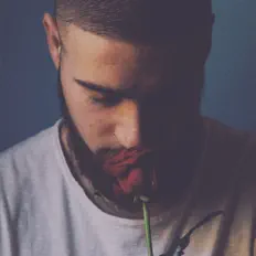 Rijo सुनें, म्यूज़िक वीडियो देखें, बायो पढ़ें, दौरे की तारीखें और बहुत कुछ देखें!