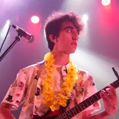 收听 Ethan Flynn、观看音乐视频、阅读小传、查看巡演日期等 ！